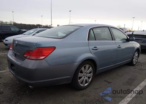 2007 Toyota Avalon Xls z USA, uszkodzony, nr VIN 4T1BK36B97U168098
